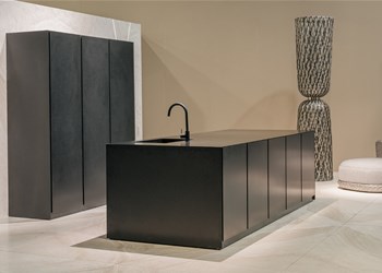 Travertino, un classico evergreen per il bagno