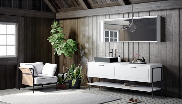 Mobile bagno a terra bianco con specchio illuminato in un ambiente a doghe