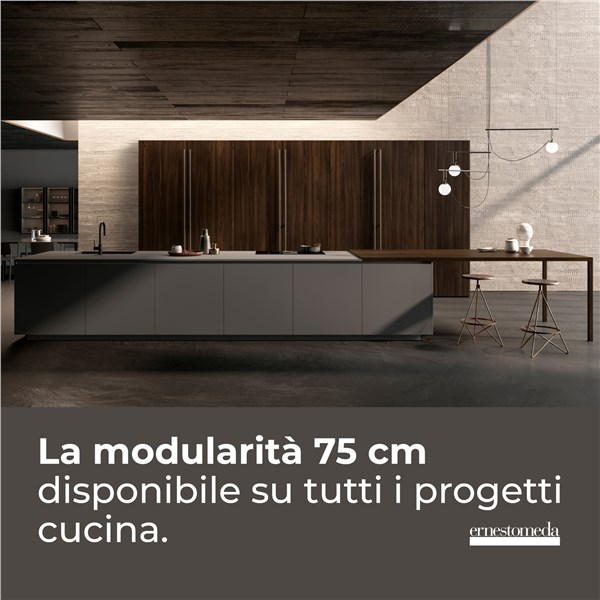 Grafica Ernestomeda sulla modularità da 75 cm con cucina lineare scura