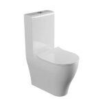 Vaso monoblocco bianco con cassetta integrata su fondo chiaro